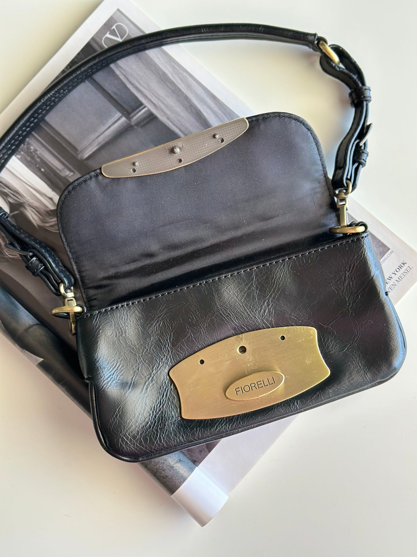 Chic vintage Fiorelli mini shoulder bag