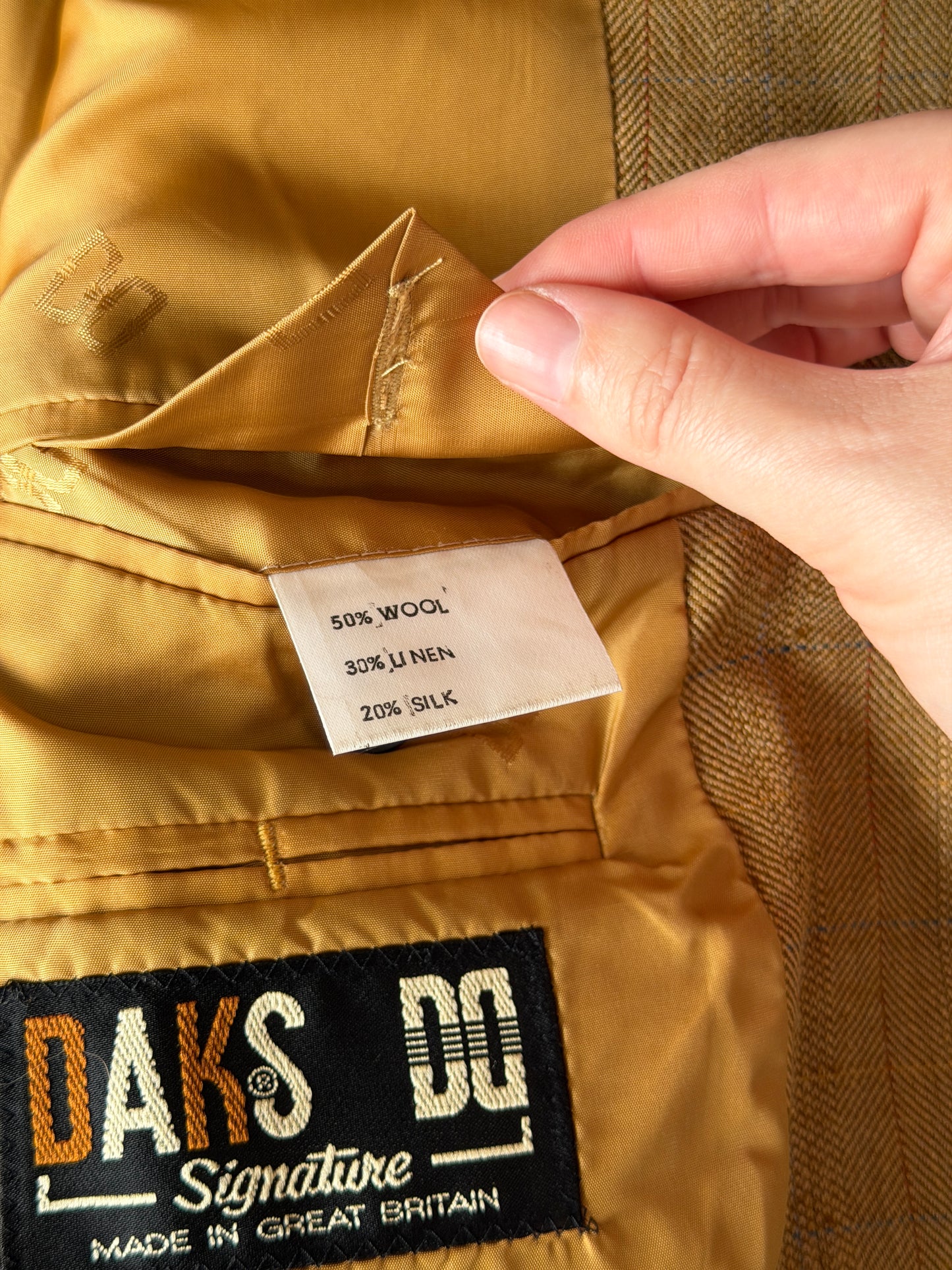 Vintage blazer DAKS in a rich mustard tone