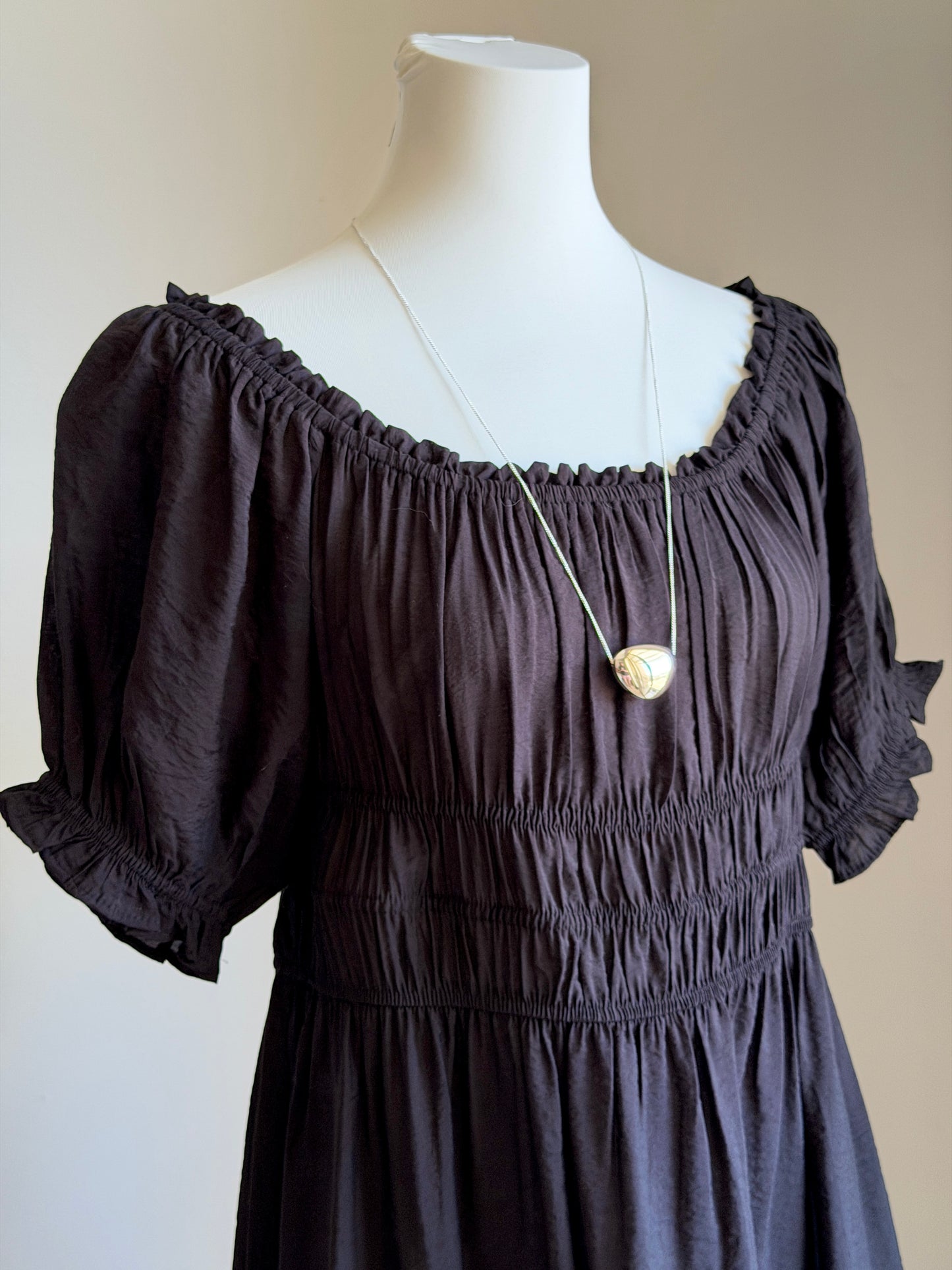 Black romantic viscose long dress