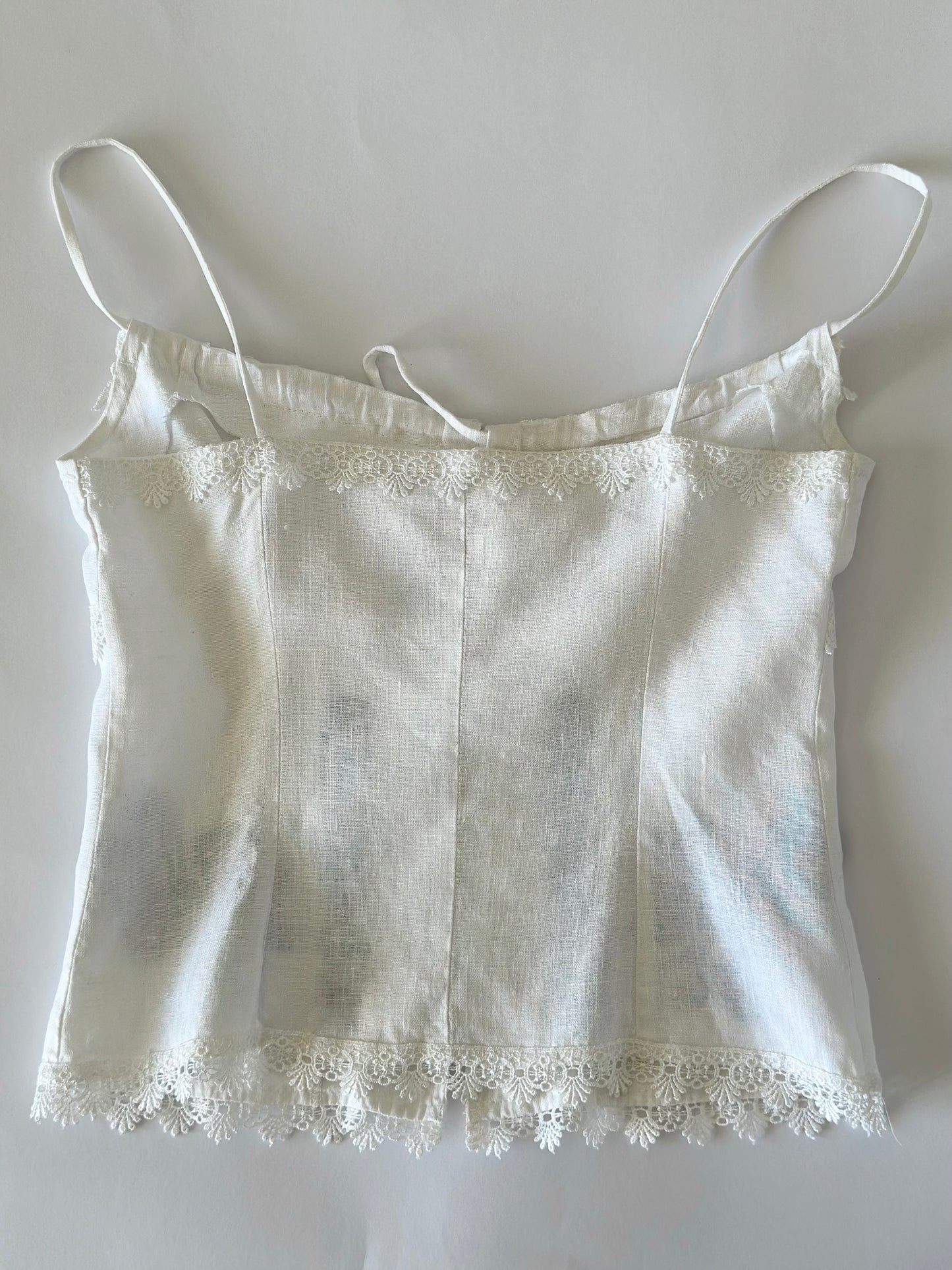 Сute vintage strappy linen top with embroidery