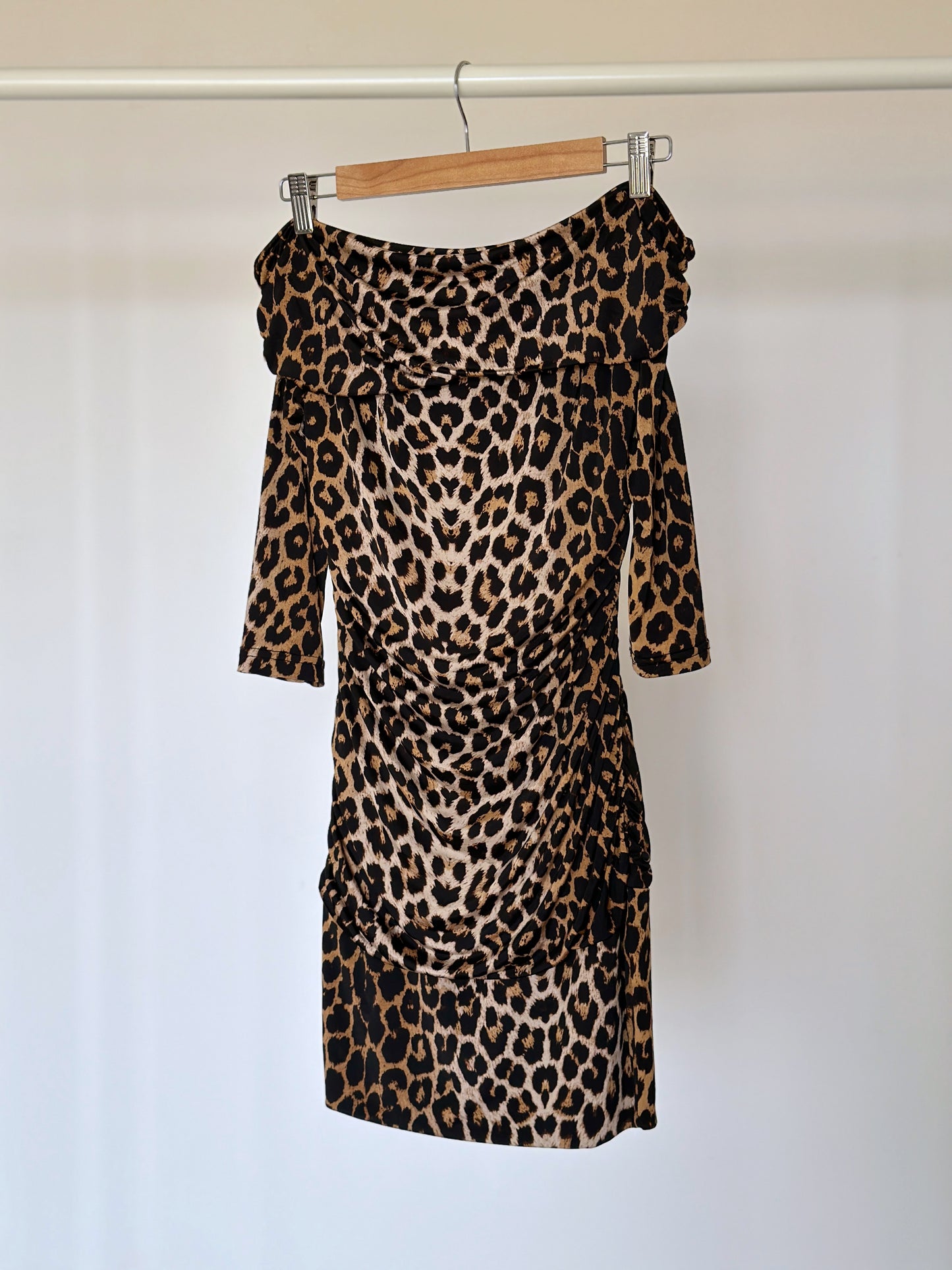 Mini leopard off-the-shoulder dress