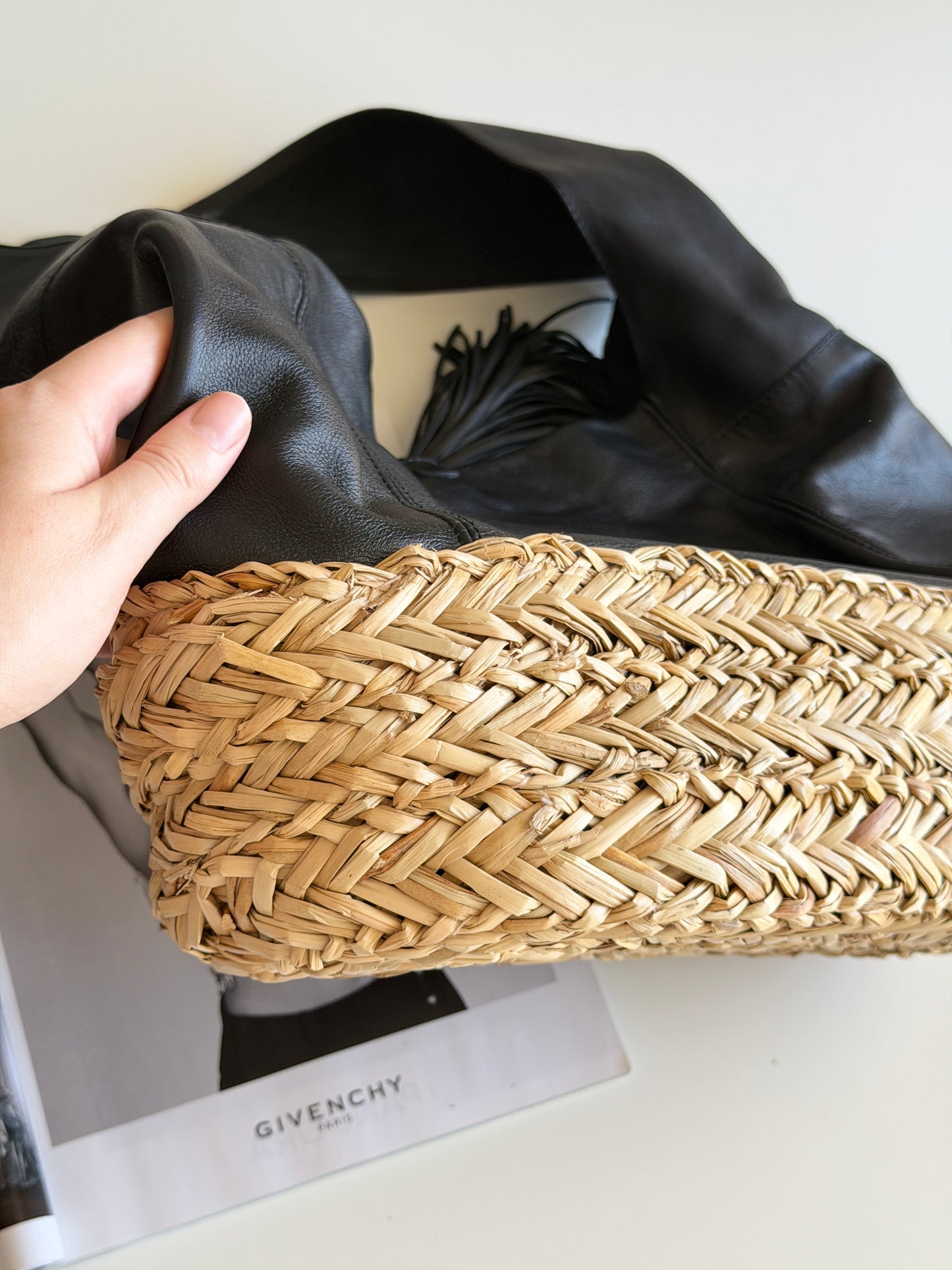 Vintage leather/straw bag