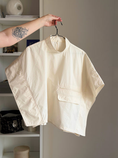 Minimalist cotton top in a soft cream shade