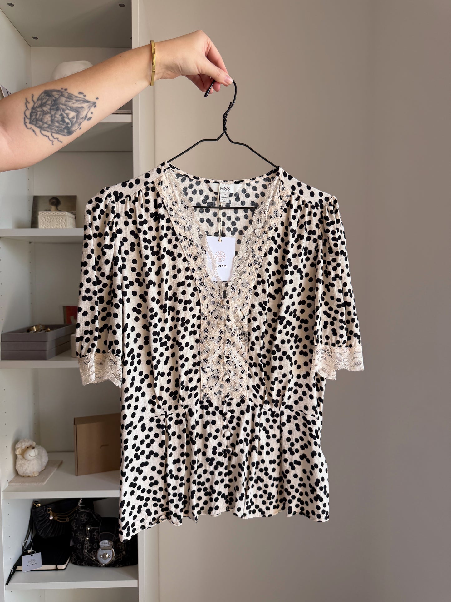 Polka dot blouse with lace