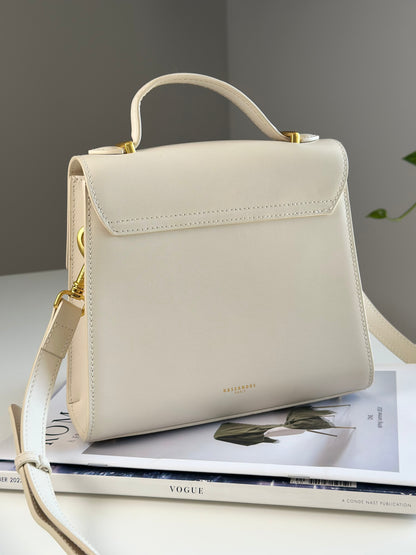 Elegant ivory leather handbag from Kassandre