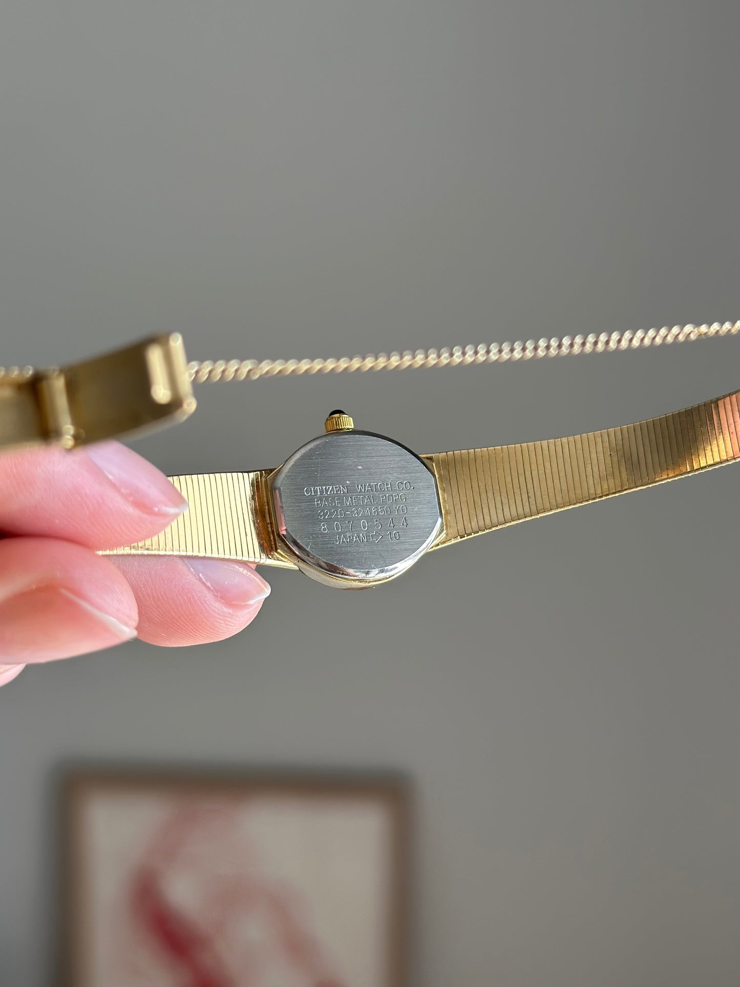 Stunning authentic vintage gold-plated Citizen watch (1980s)