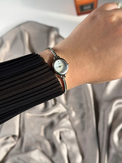 Delicate vintage watch with sparkling stones bracelet