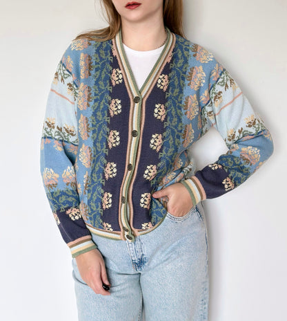 Charming vintage 100% cotton cardigan