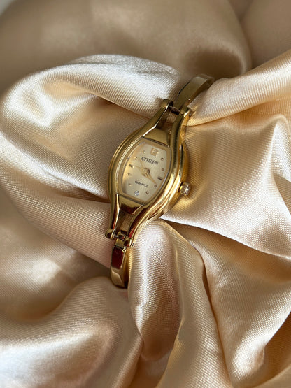 Lovely vintage Citizen watch (non-working)