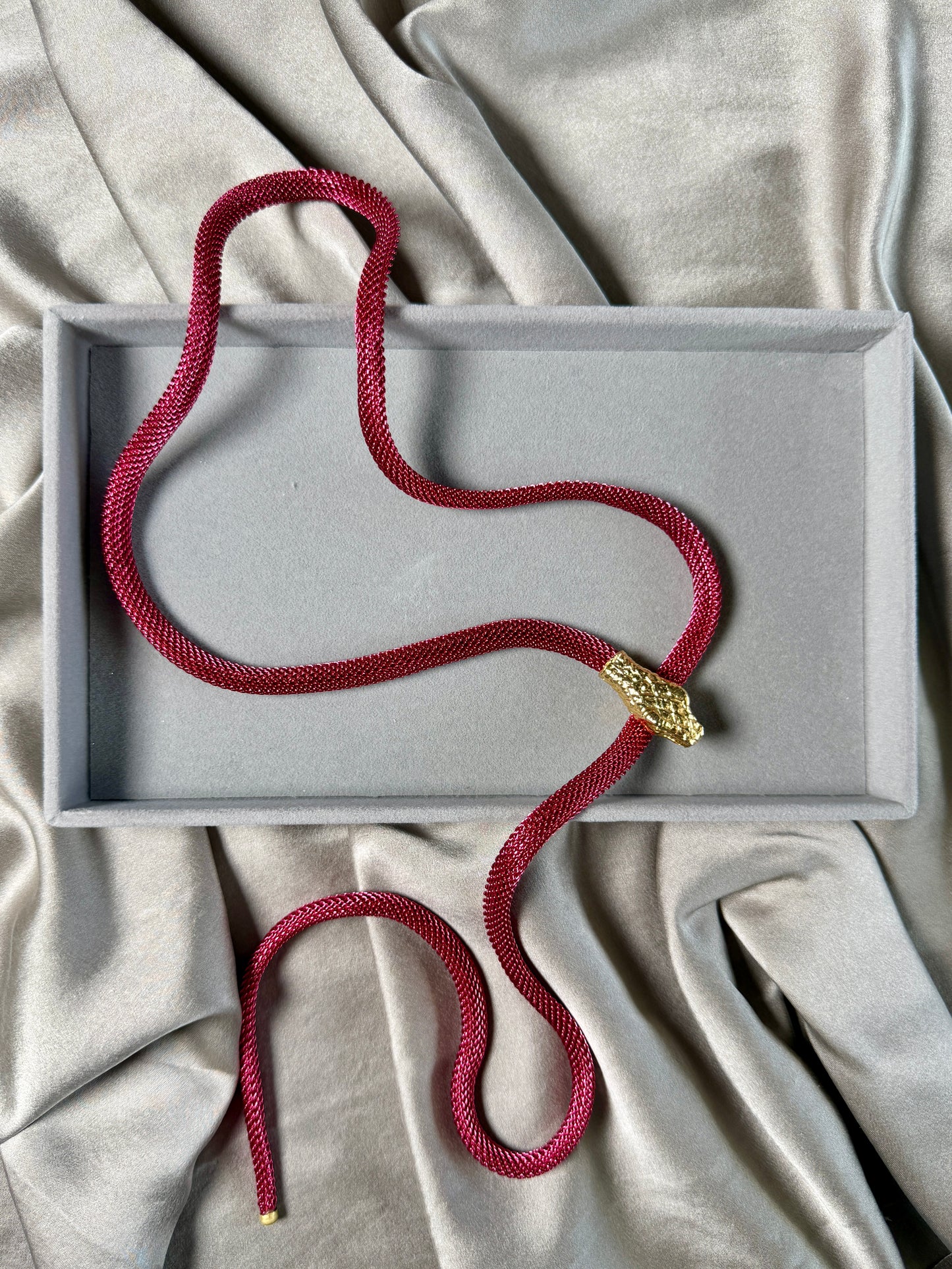 Striking vintage snake belt/necklace