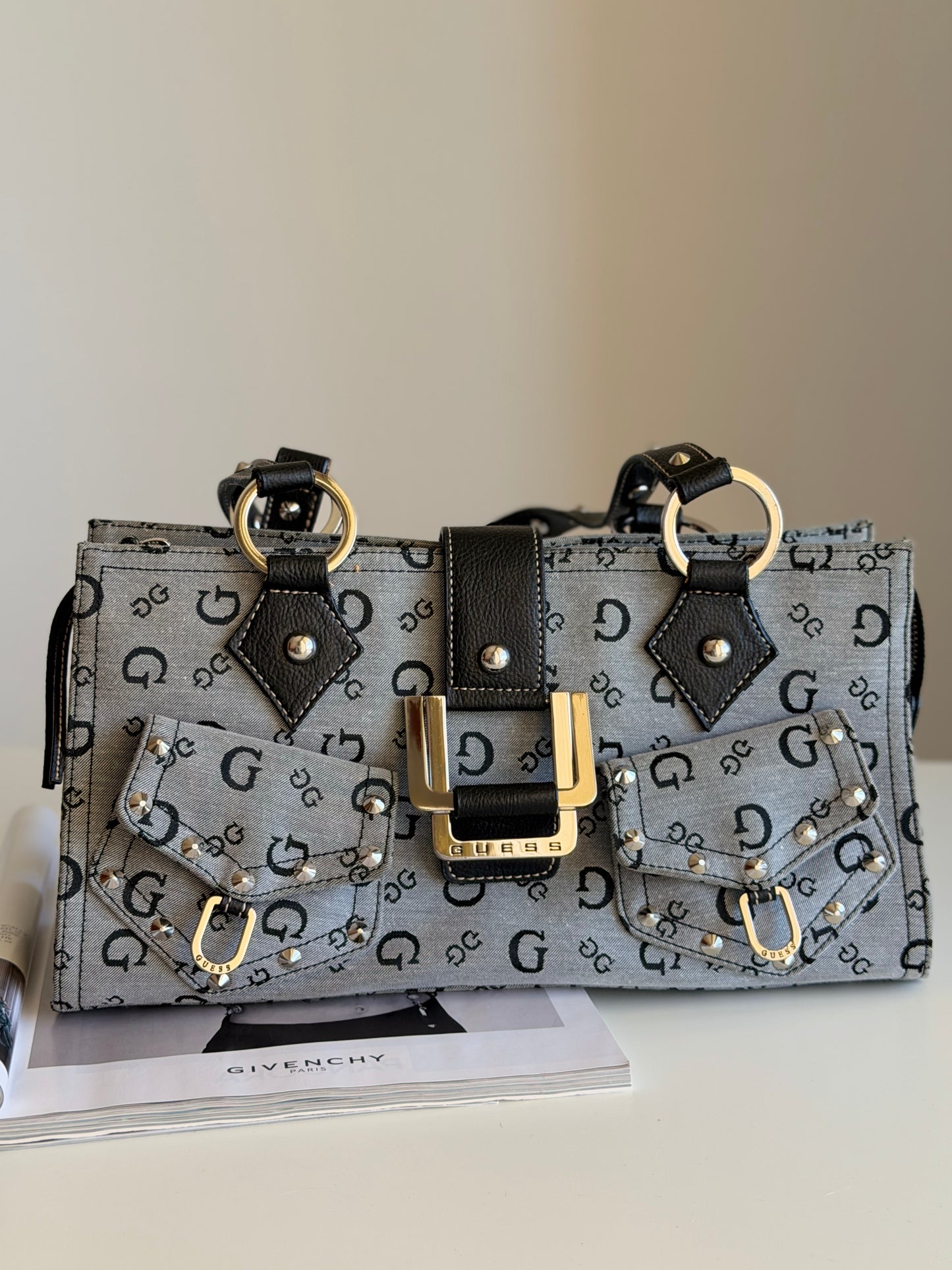Vintage Guess bag in grey monogram Y2K