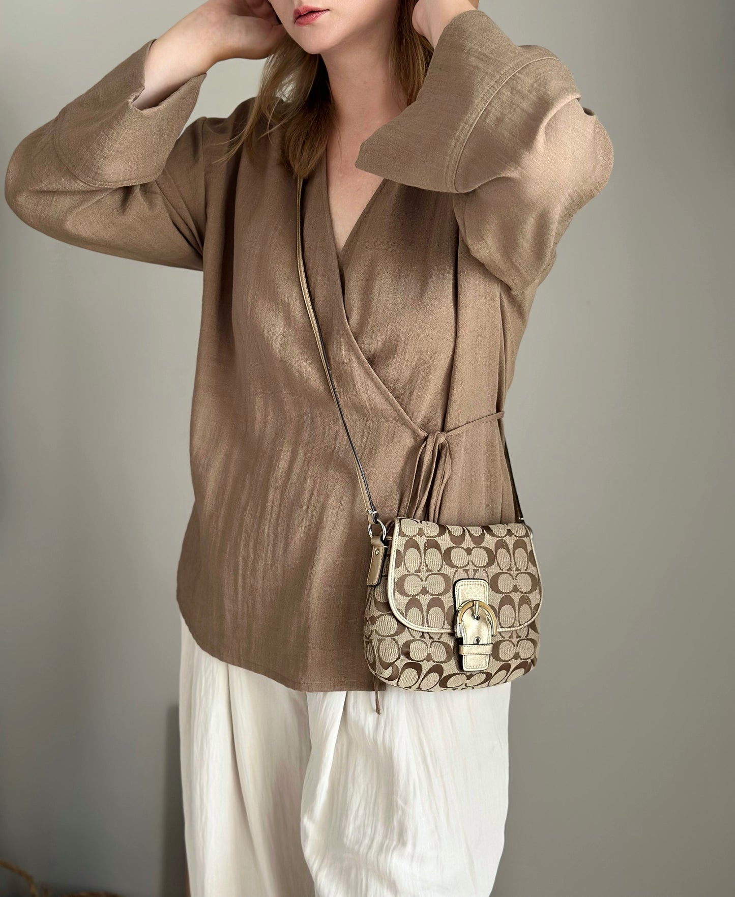 Lovely Coach crossbody bag in signature jacquard canvas