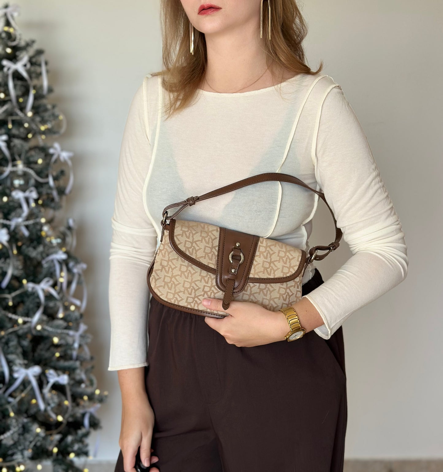 Amazing vintage beige baguette bag DKNY (2000s)