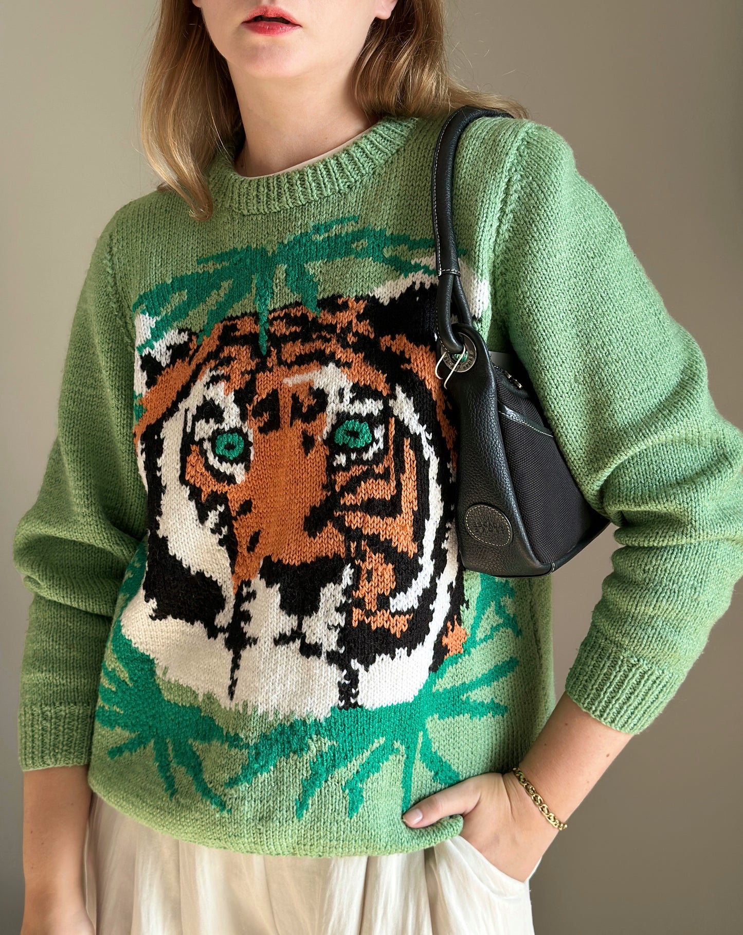 Amazing vintage green knit sweater with tiger