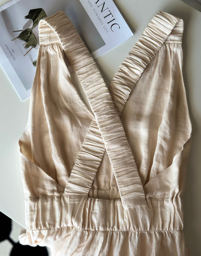 Effortless and airy linen sundress