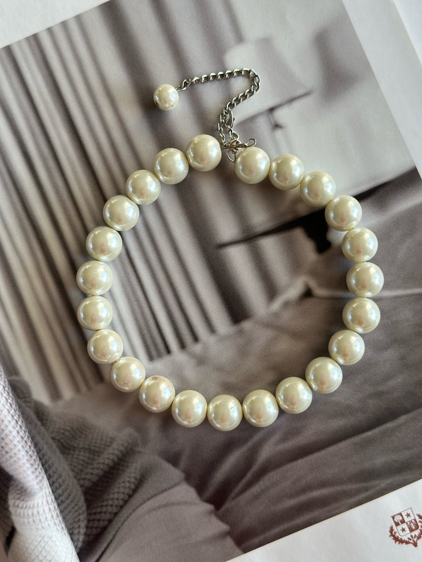 Amazing vintage pearl choker