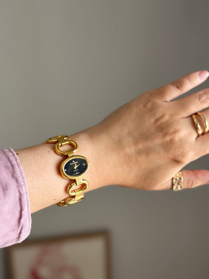 Striking vintage watch from Peers Hardy with black dial