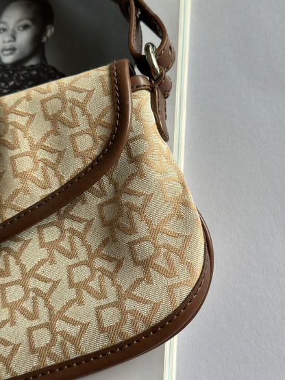 Amazing vintage beige baguette bag DKNY (2000s)