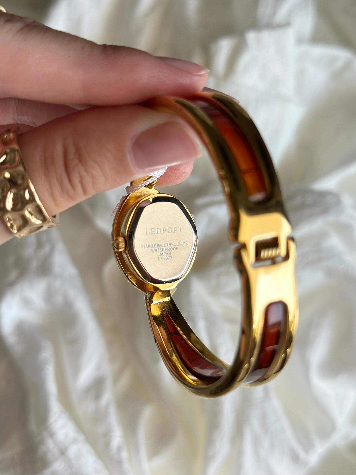 Wonderful vintage watch from Ledfort with hidden dial