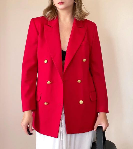 Astonishing vintage wool blazer in classic red color ❤️