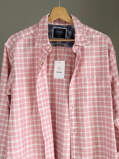 Charming pink and white checkered shirt