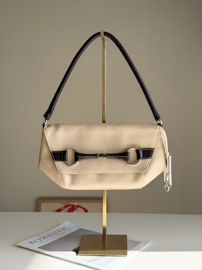 Sophisticated leather beige bag (made in Spain)
