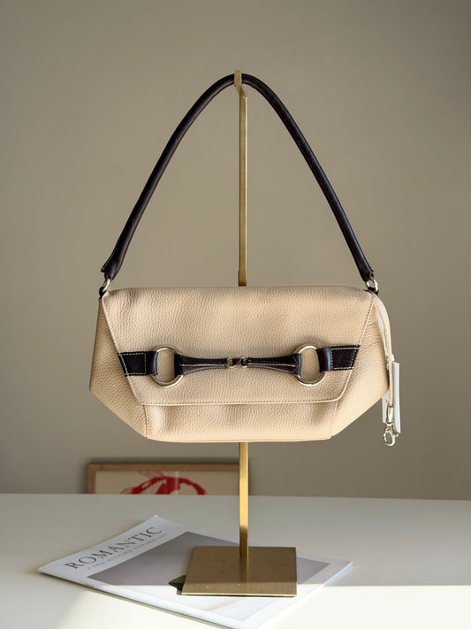 Sophisticated leather beige bag (made in Spain)