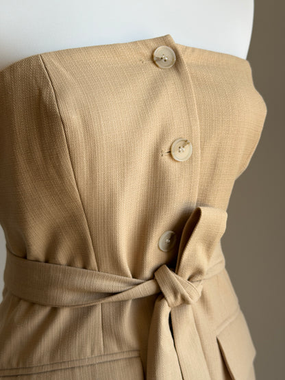 Strapless tailored top with belt