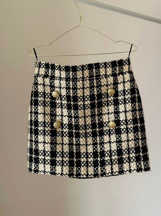 Beautiful mini tweed skirt