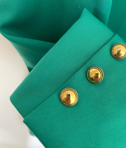 Astonishing vintage lapelless blazer in an emerald green color