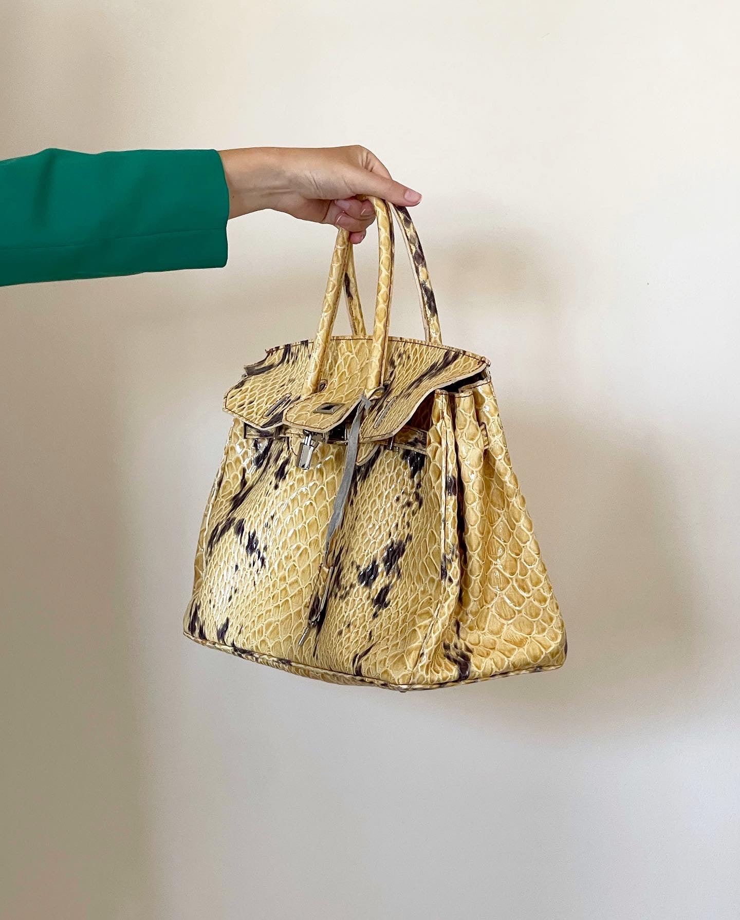 Amazing vintage patent leather bag with snake print (made in Italy)